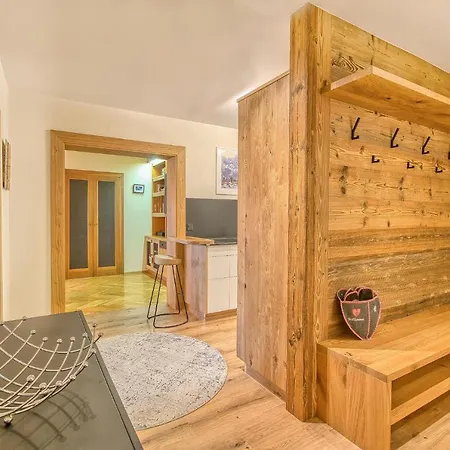 Antonia - By Alpen Διαμέρισμα Τσελ αμ Ζέε