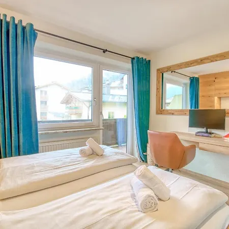 Antonia - By Alpen Apartment Zell am See